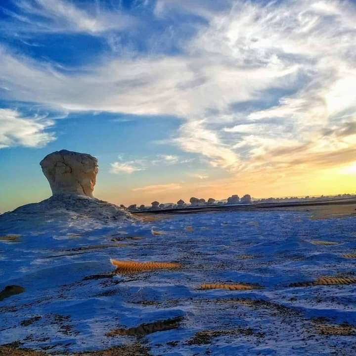 White desert tour from Cairo