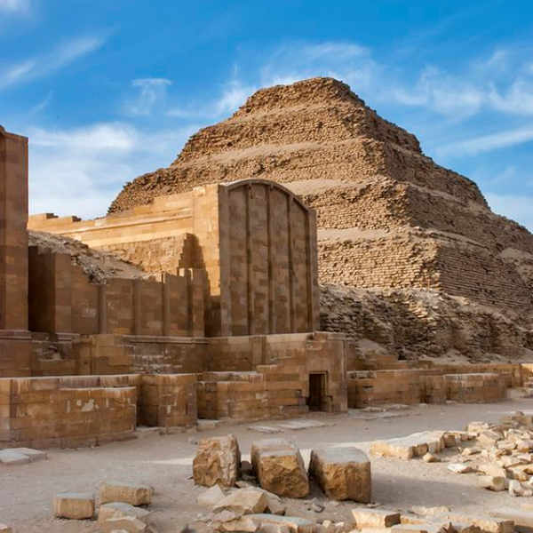 Saqqara , Egypt Camp White Desert (2)