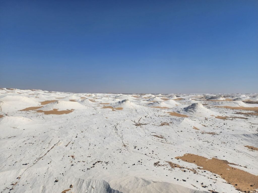 Western Desert Safari Egypt: Best 4×4 Routes, Camping Tours & Desert Expeditions